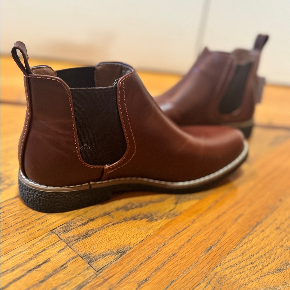 Deer Stags Chestnut Leather Boots